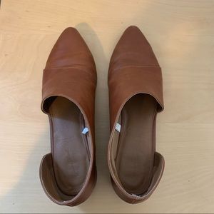 Universal Thread Wenda Cutout Booties in Cognac